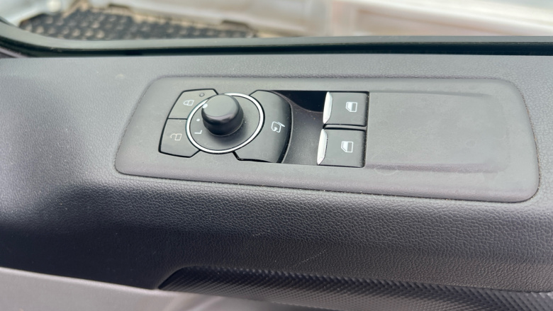 Ford Transit Custom 320 L1 Diesel Fwd 2.0 EcoBlue 136ps H1 Van Limited